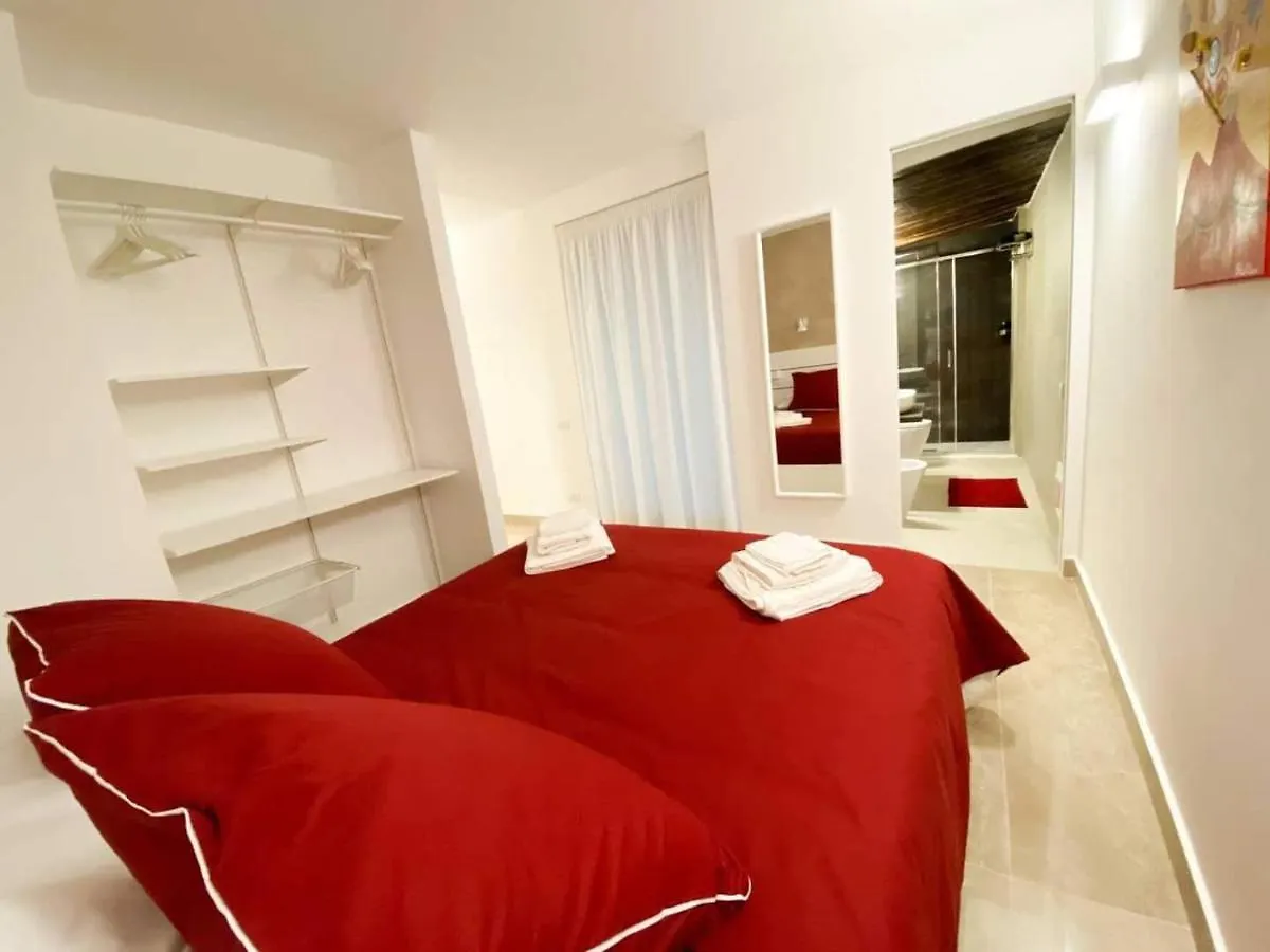 Apartment Rosso Partenopeo Suite Neapel Italien