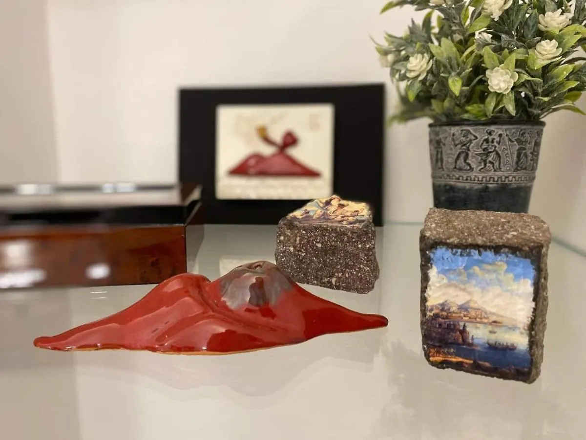 Apartment Rosso Partenopeo Suite Naples Italy