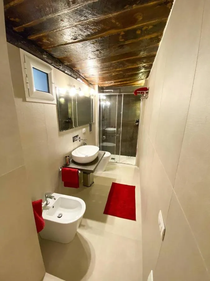Rosso Partenopeo Suite Naples 0*,  Italy